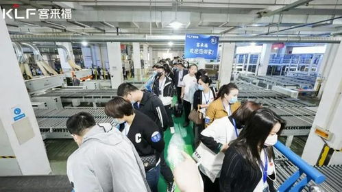 品牌聚焦 客來(lái)福家居經(jīng)銷商參觀華東基地智能化工廠 禮儀服務(wù)